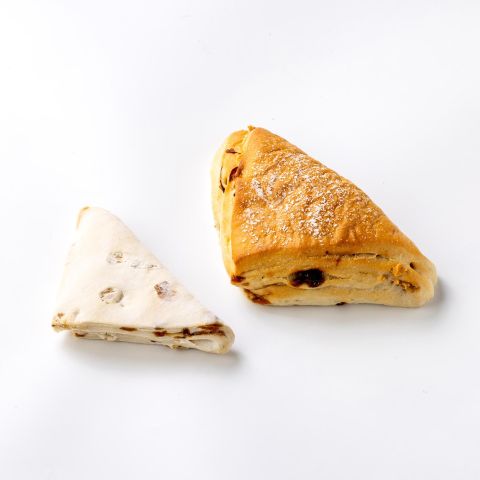 核桃桂圓軟式歐包 Walnut Longan Bread